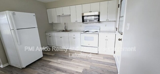 Building Photo - 1207 Buddwood Rd