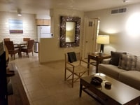 Building Photo - 2413 N Loretta Dr