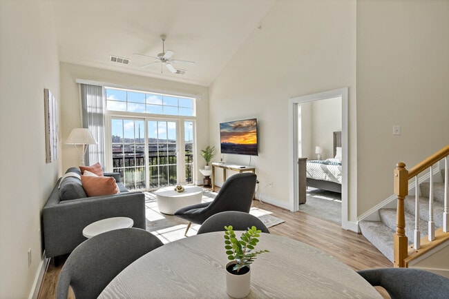 Building Photo - 2321 Mill Rd