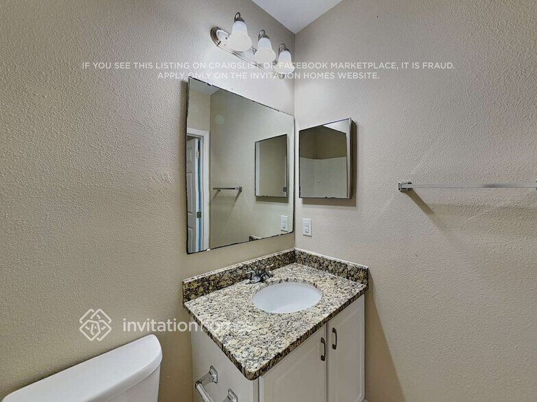 Building Photo - 2443 Longworthy Rd