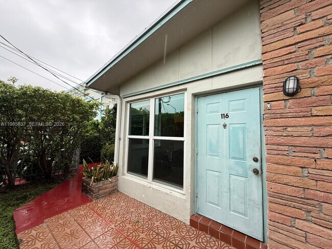 Building Photo - 1247 Marseille Dr