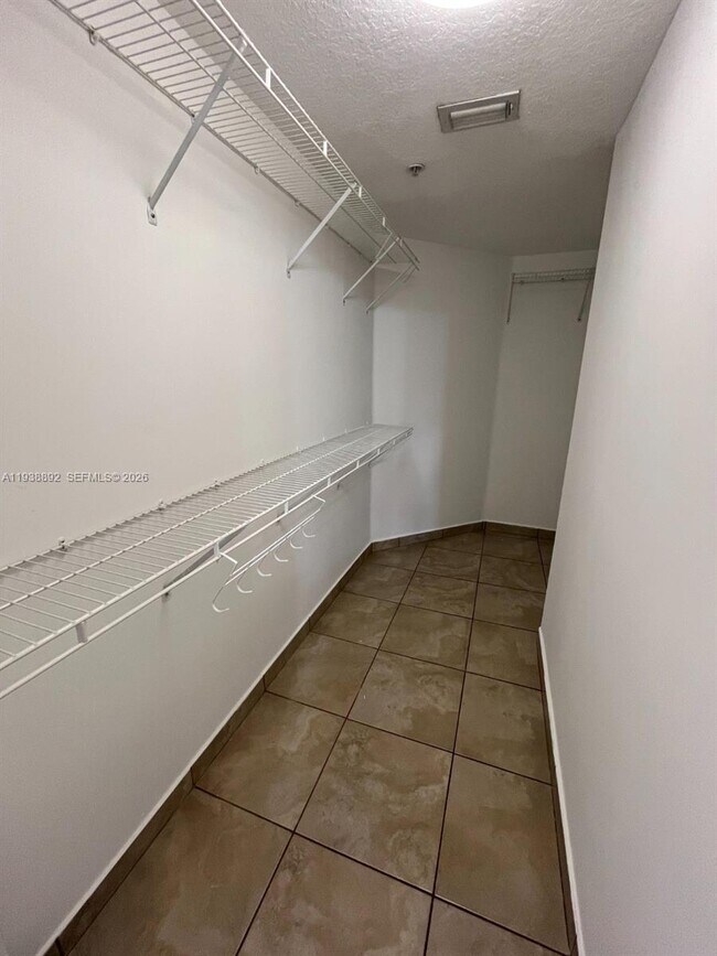 Building Photo - 17455 NW 75th Pl