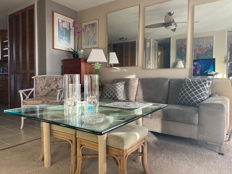 Building Photo - 1676 Ala Moana Blvd