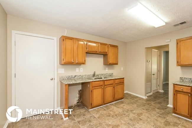 Building Photo - 565 Lake Joyce Ln