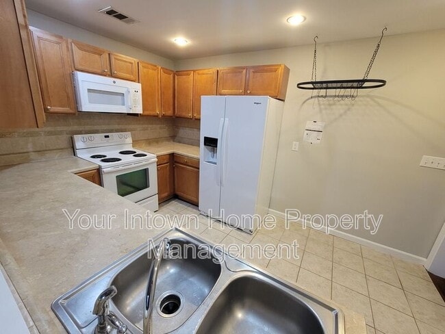 Building Photo - 1322 George W Brumley Way SE