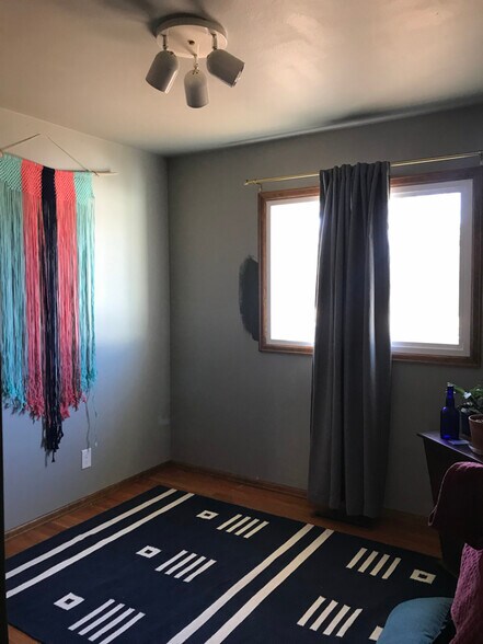 Building Photo - 1515 Querida Dr