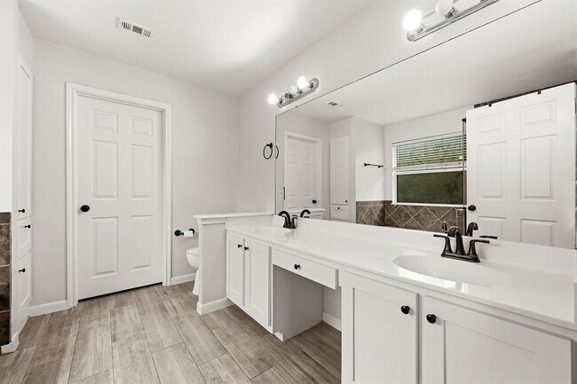 Building Photo - 4132 Canyon Glen Cir