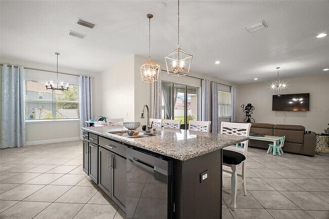 Building Photo - 9153 Carmela Ave