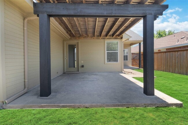 Building Photo - 1639 Wildflower Dr