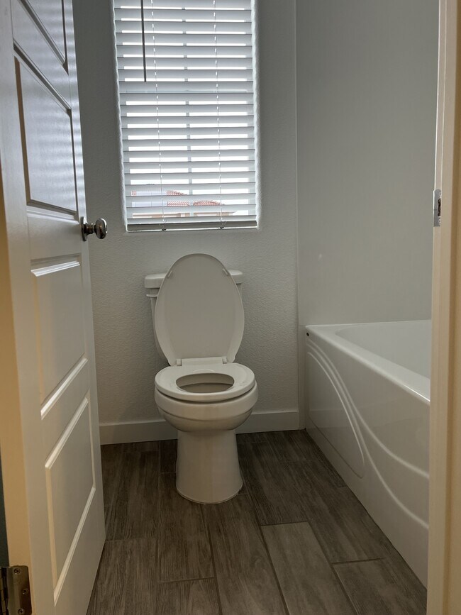 Building Photo - 1432 Algodon Rd