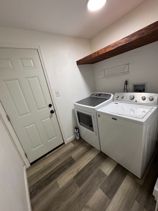 Building Photo - 53 Maple Ave