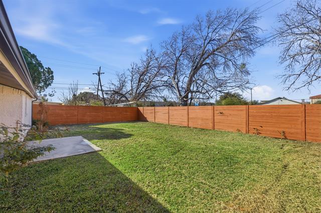 Building Photo - 864 Rainbow Trail