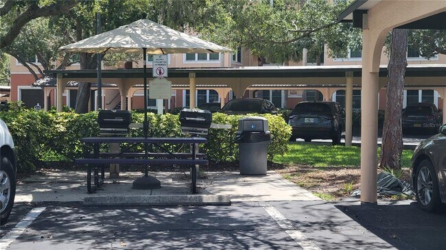 Building Photo - 4126 Central Sarasota Pkwy