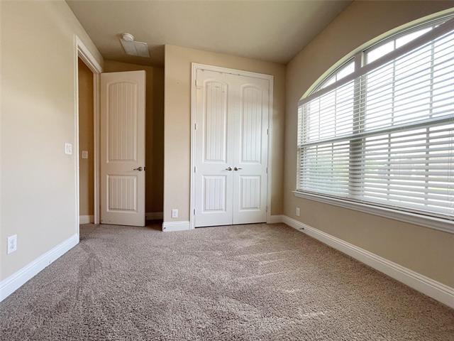 Building Photo - 4504 Mimosa Dr
