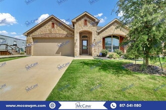 Building Photo - 1345 Francesca Dr