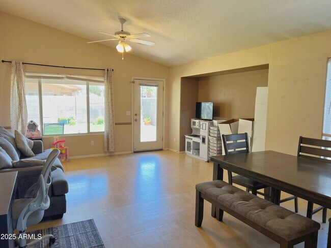 Building Photo - 3980 E Pinon Ct