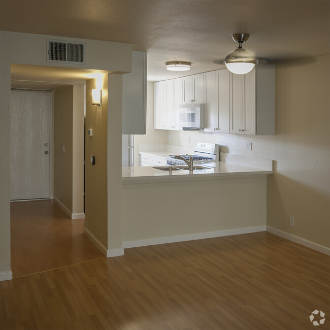 Building Photo - 426 Orange Blossom