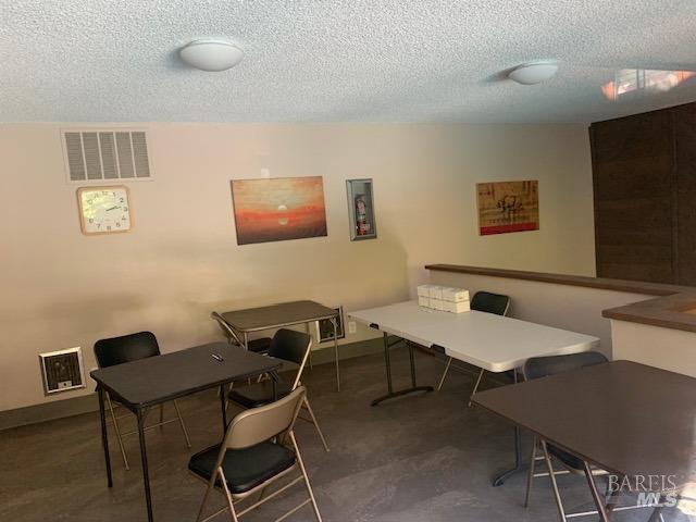 Building Photo - 1579 Lincoln Ave