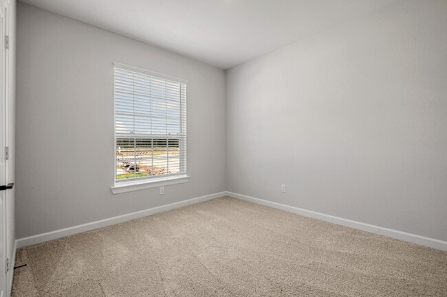 Building Photo - 15686 Honey Cv Dr