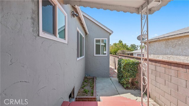 Building Photo - 1230 Spazier Ave