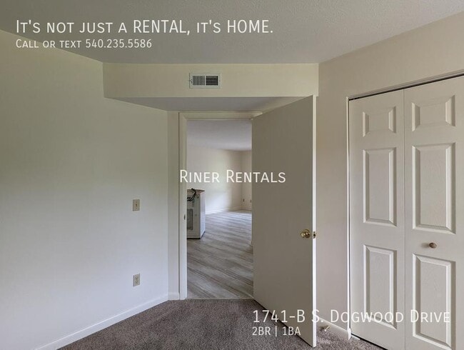 Building Photo - 1741-B S Dogwood Dr
