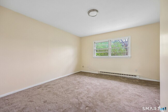 Building Photo - 54 Buckridge Rd