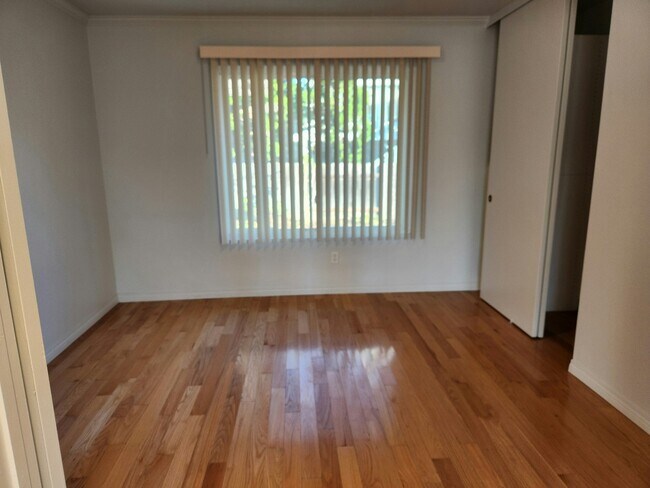 Building Photo - 4425 Caminito Pedernal