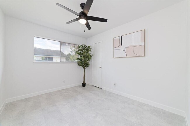 Building Photo - 12018 Troulon Dr