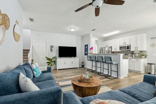 Building Photo - 95152 Cypress Trail