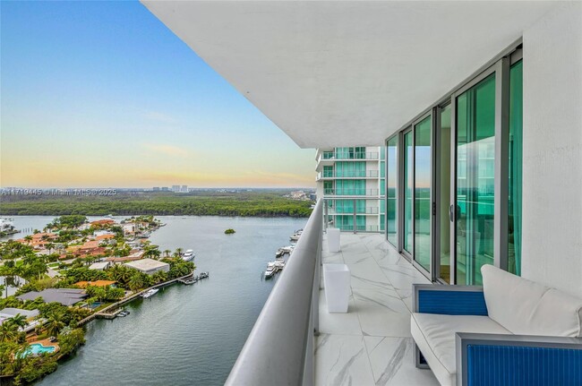 Building Photo - 300 Sunny Isles Blvd