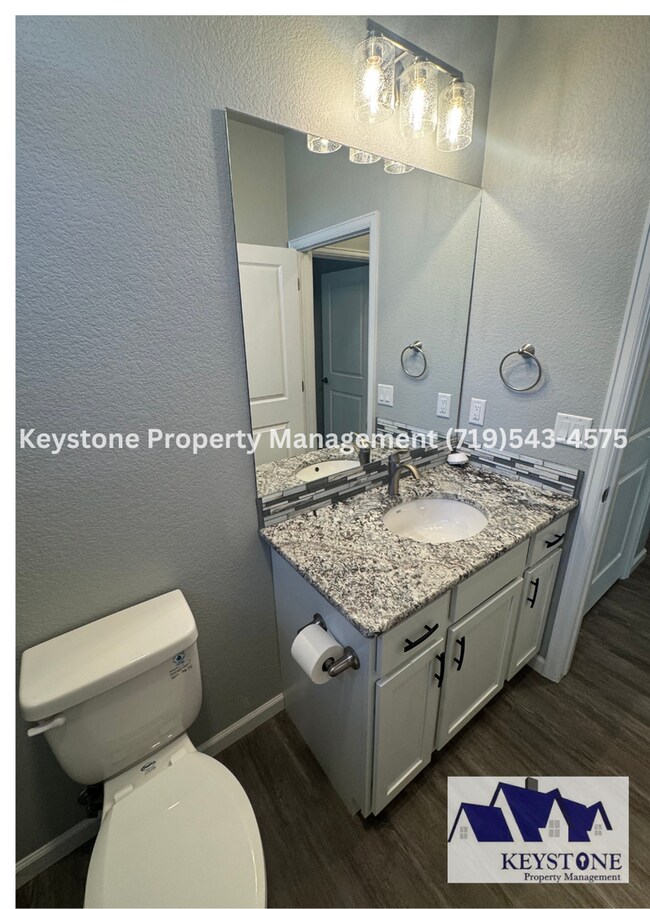 Building Photo - Gated Community - One Level Living  2 Bedr...