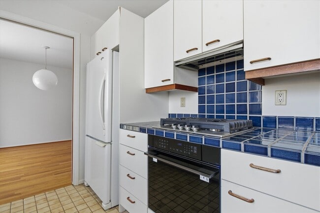 Building Photo - 1510 Barnard Rd