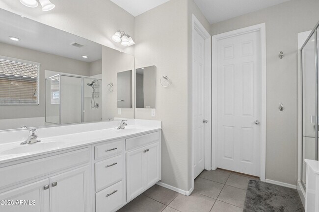 Building Photo - 17766 W Granite View Dr