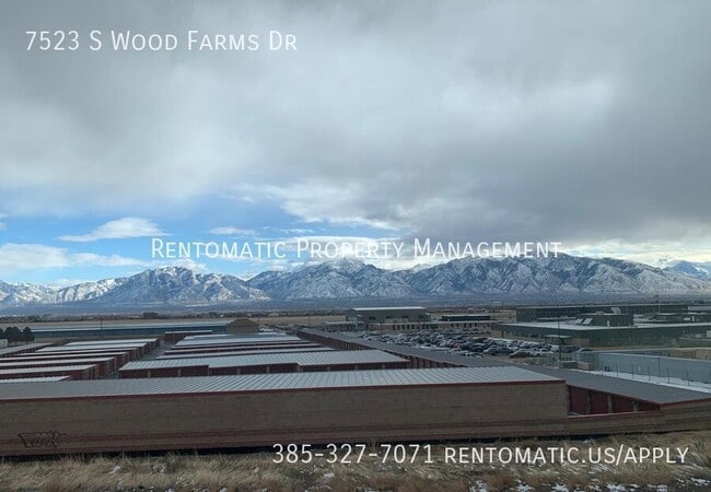 Building Photo - 7523 Wood Farms Dr