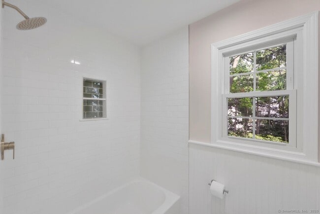 Building Photo - 29 Magellan Dr