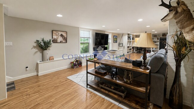 Building Photo - Stunning Home In Desired Boise Location!