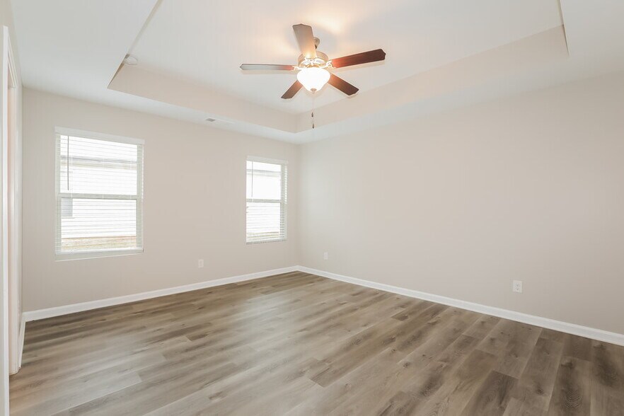 Building Photo - 155 Rockingham Dr