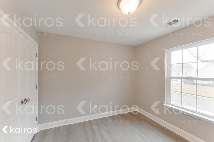 Building Photo - 601 Ferguson Ln