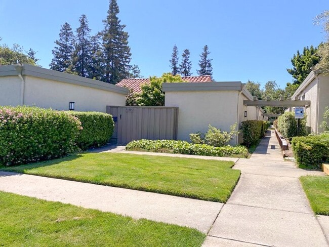 Primary Photo - Welcome to this charming 3 bedroom, 2 bath...
