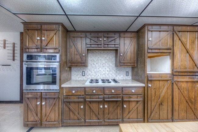 Building Photo - 24322 S Beulah Cove