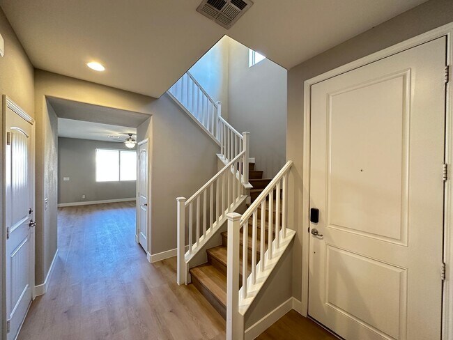 Building Photo - RIDGEHAVEN