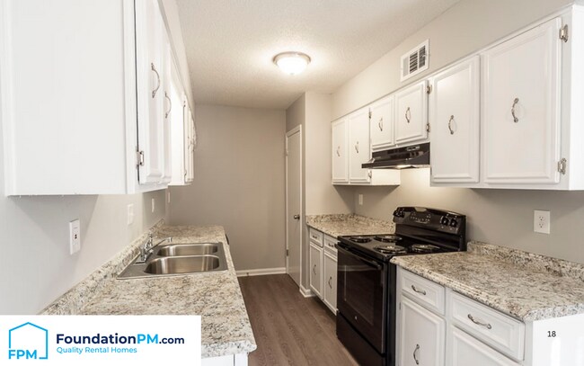 Building Photo - 2041 Dawson Ln