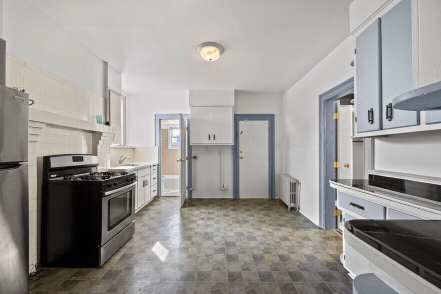 Building Photo - 39 Jay St