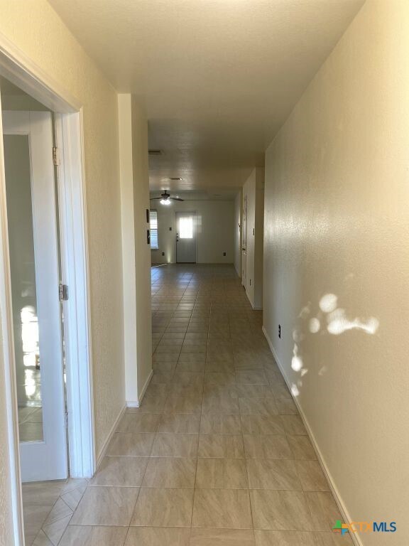 Primary Photo - 9011 Sandyford Ct
