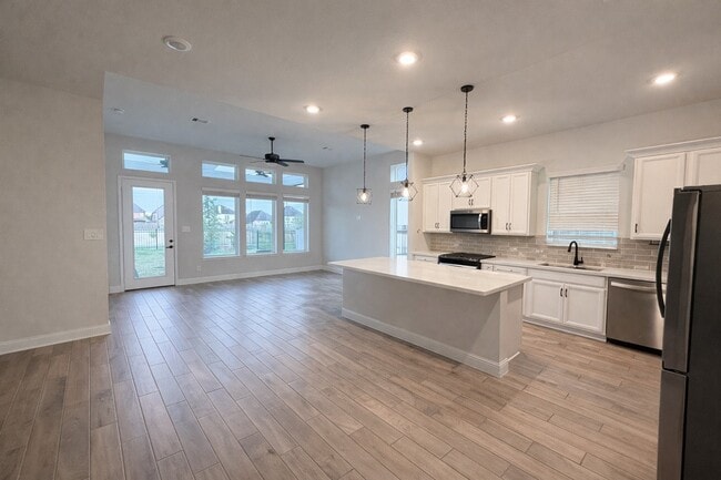 Building Photo - 2307 Birch View Ln