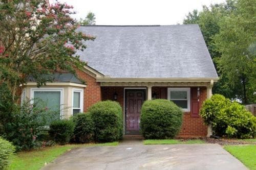 Primary Photo - 135 Towergate Pl