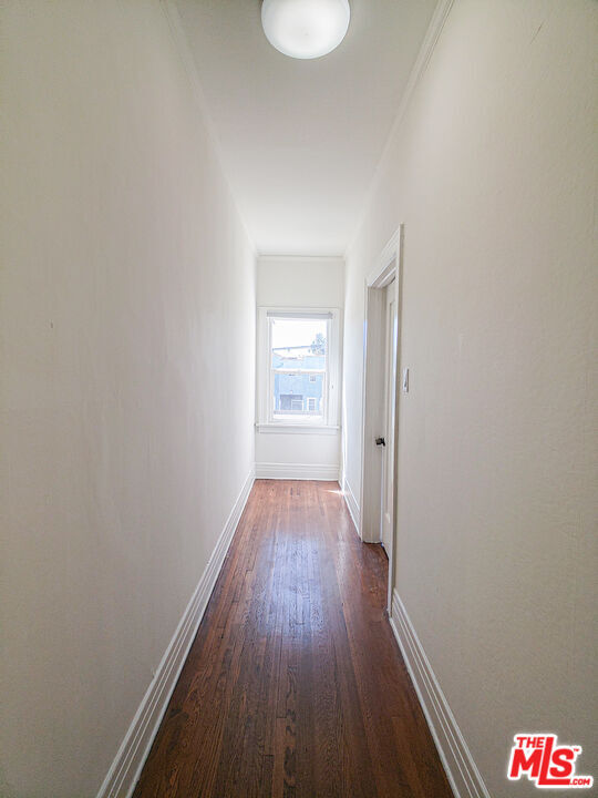 Building Photo - 109 S Berendo St