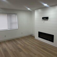 Building Photo - 50 N Hampton Rd