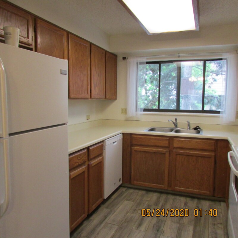 Building Photo - 420 Wright St