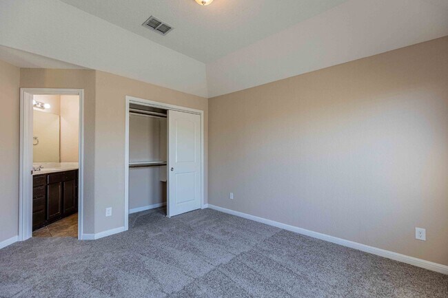 Building Photo - 8730 Poppy Hills